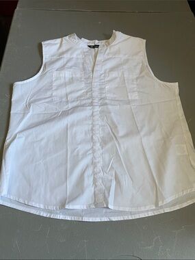 Sleeveless White Girls' Poplin Top - Classic Summer Style